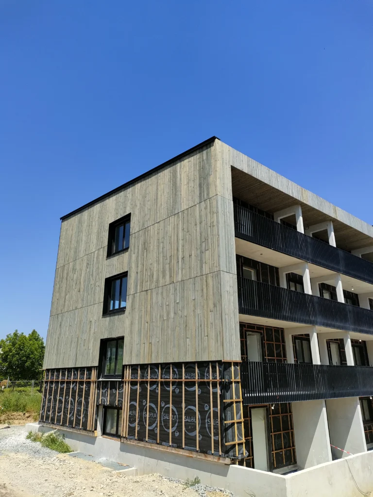 Ossatures bois et bardages par Charpente MPA